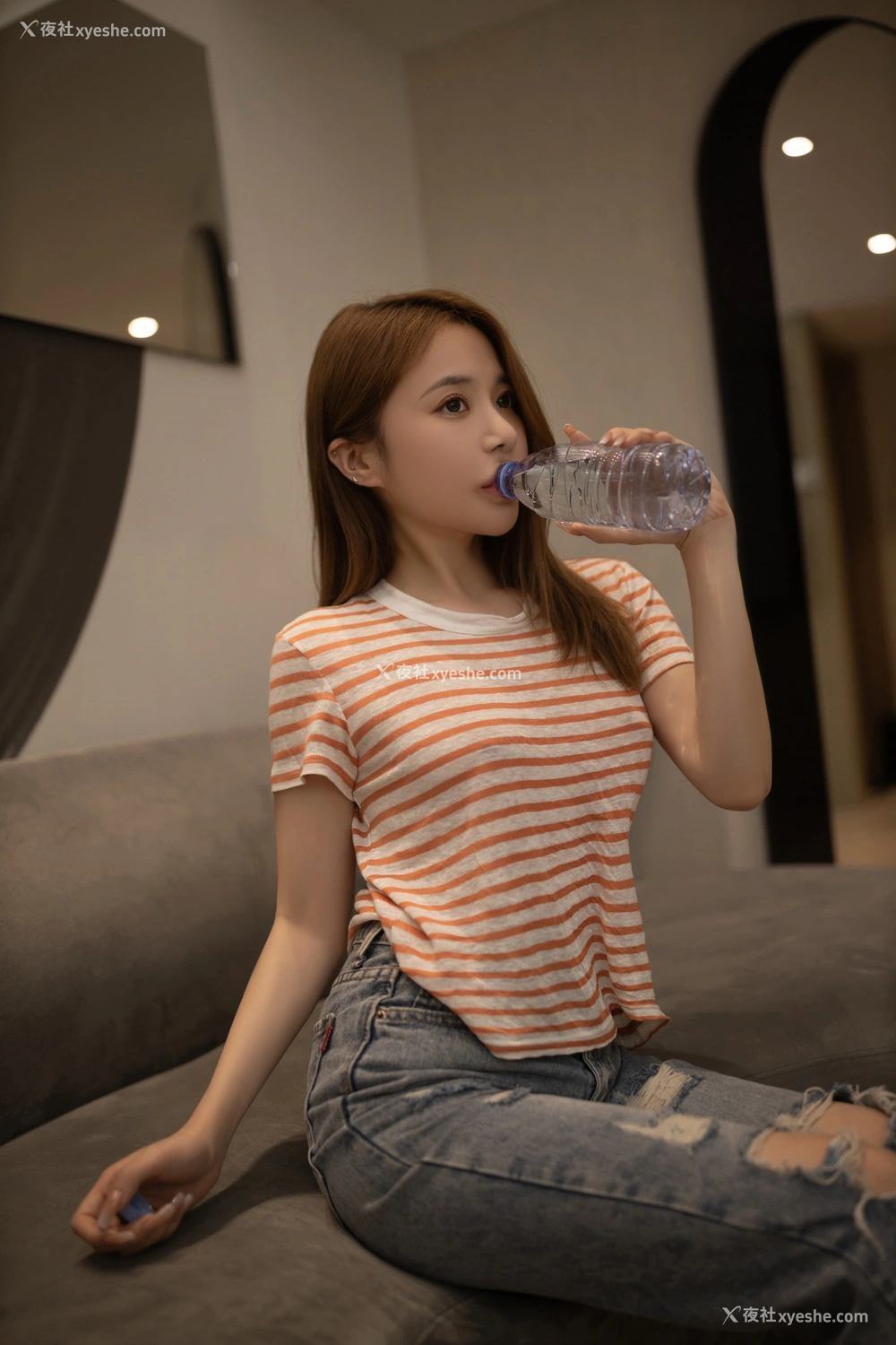 1P - 秀人网 美女名模 鱼子酱Fish – 内购未上架无水印《捆绑新元素》 [117P]