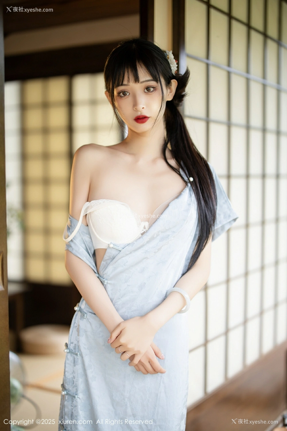 1P - [XiuRen秀人网] No.10278 茂木希子 [81P]