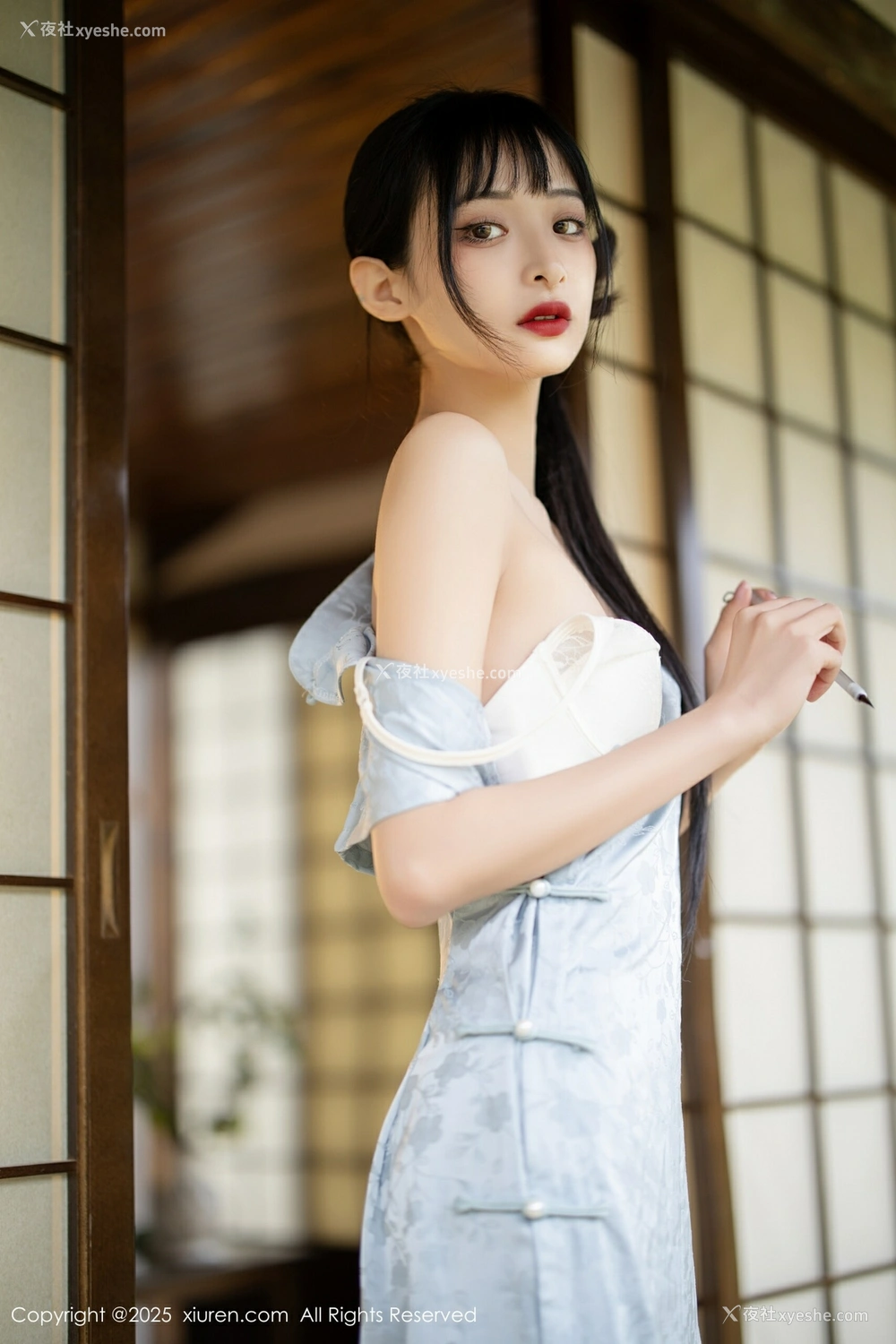 1P - [XiuRen秀人网] No.10278 茂木希子 [81P]