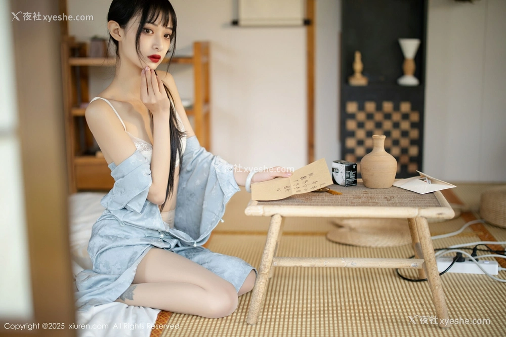 1P - [XiuRen秀人网] No.10278 茂木希子 [81P]
