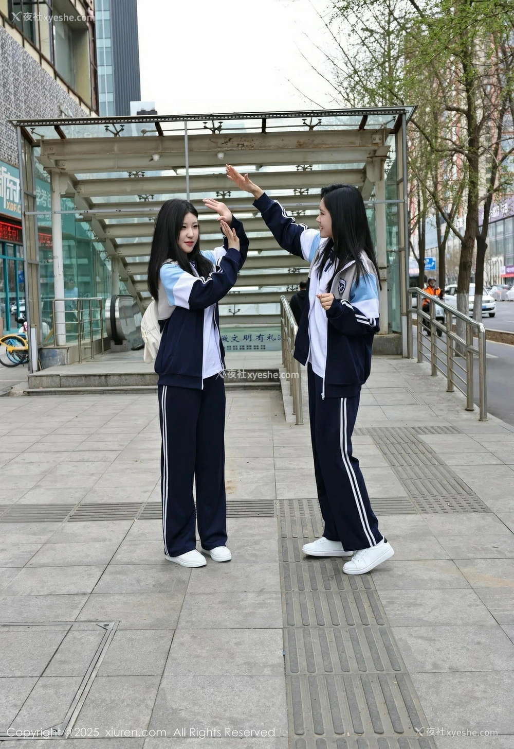 1P - [XiuRen秀人网] No.10288 模特合集 [85P]