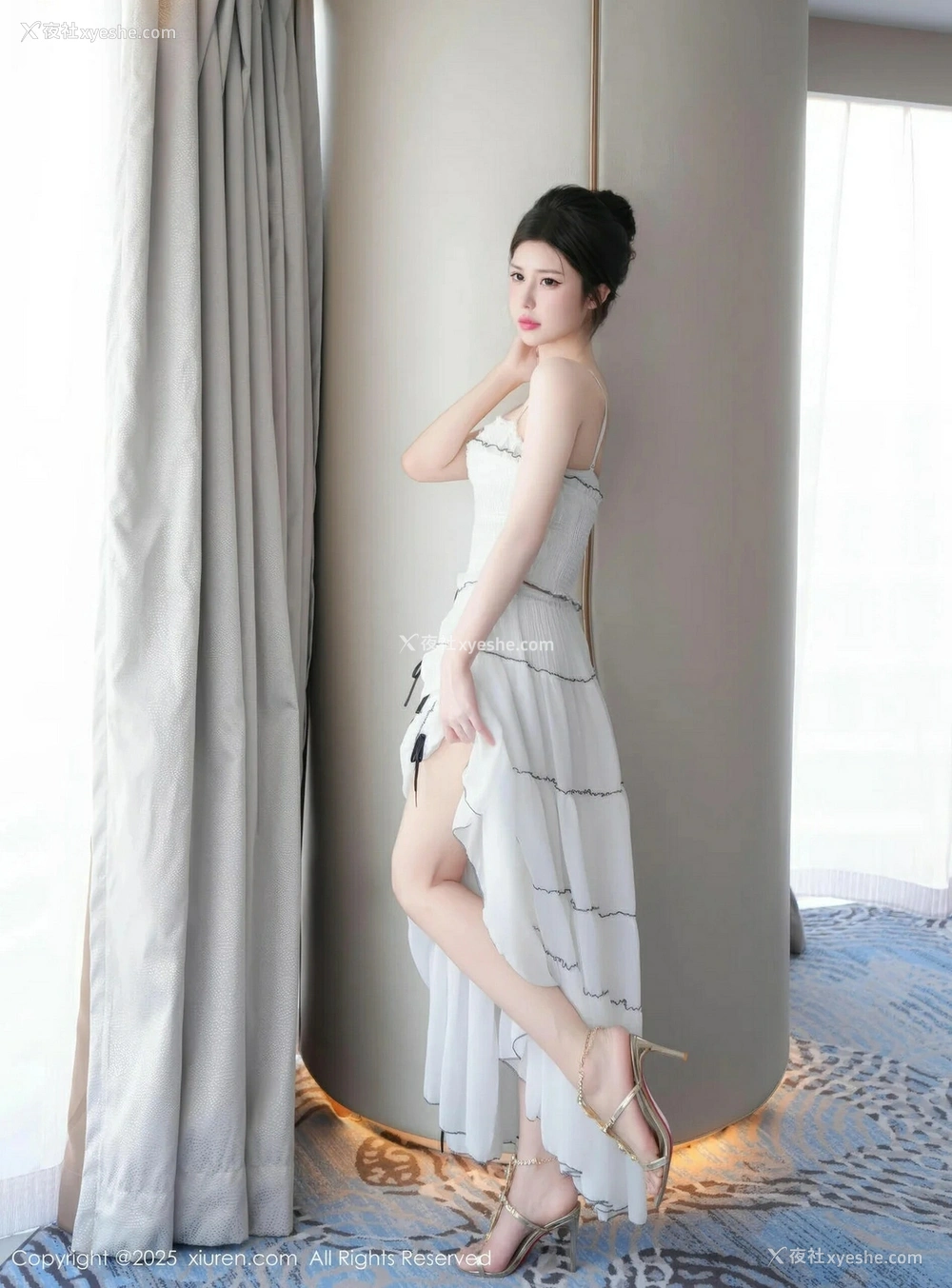 1P - [XiuRen秀人网] No.10310 奶芙酱-EVA [82P]