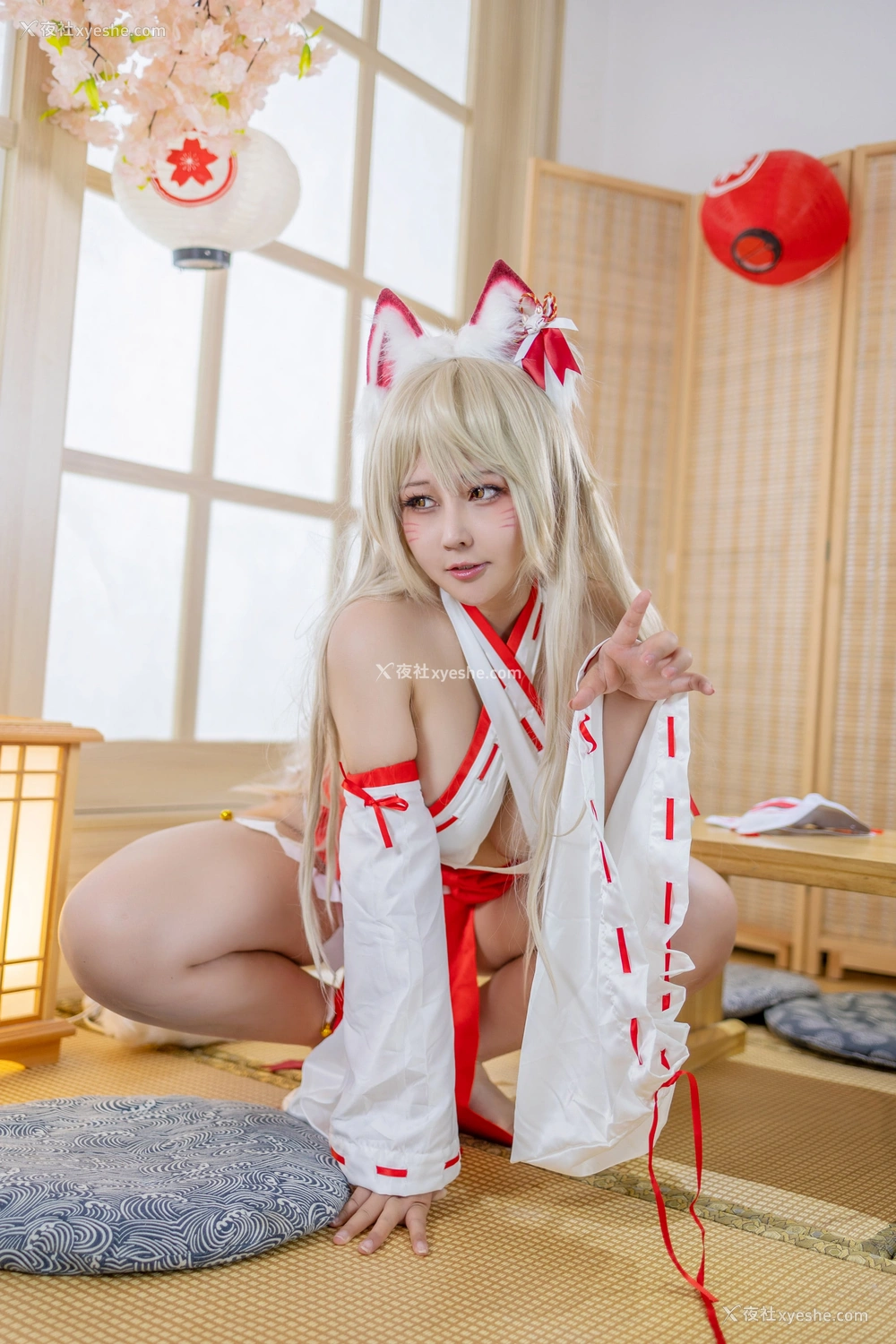 1P - KANEKO_咔喵 – 狐狸巫女 [43P]