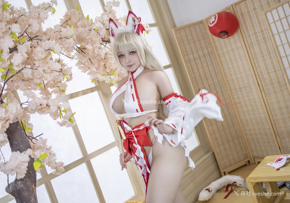 1P - KANEKO_咔喵 – 狐狸巫女 [43P]