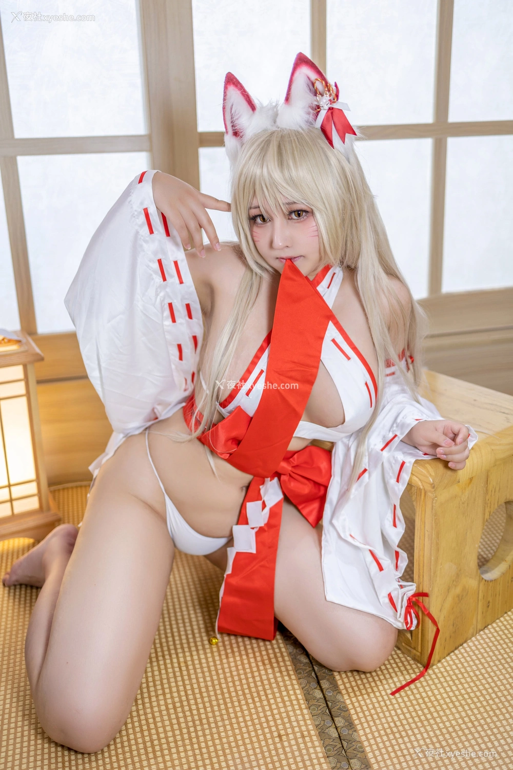 1P - KANEKO_咔喵 – 狐狸巫女 [43P]