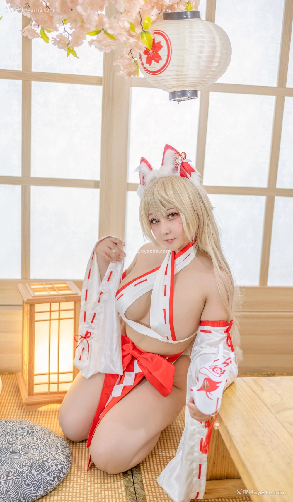 1P - KANEKO_咔喵 – 狐狸巫女 [43P]