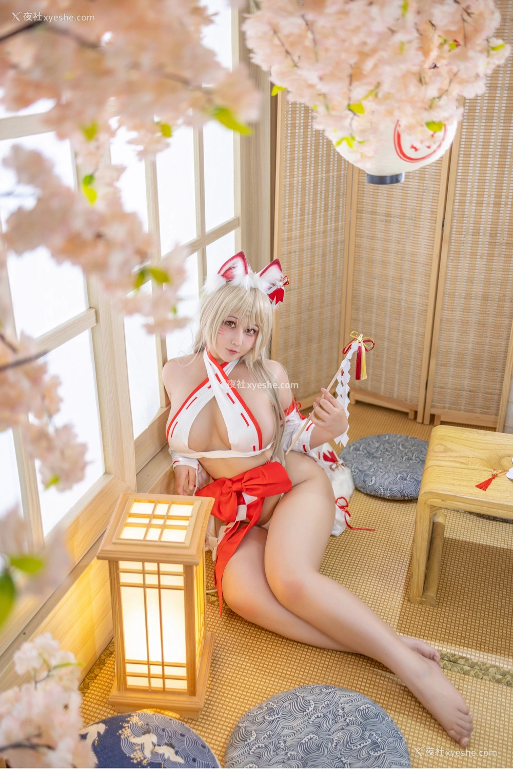 1P - KANEKO_咔喵 – 狐狸巫女 [43P]