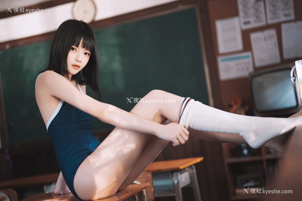 1P - 桜桃喵 – 教室死库水 [51P]