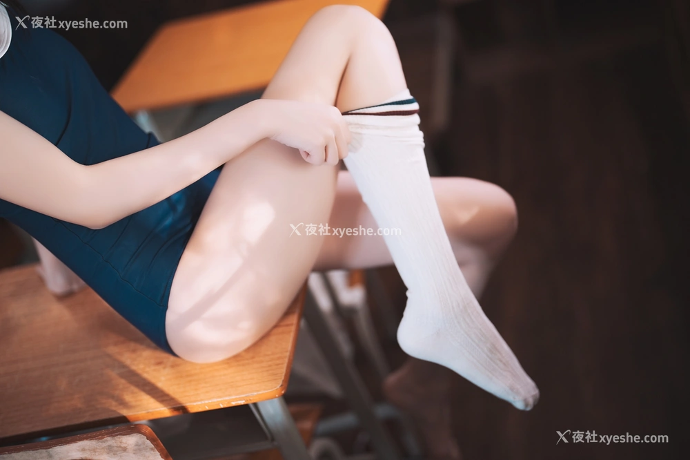 1P - 桜桃喵 – 教室死库水 [51P]