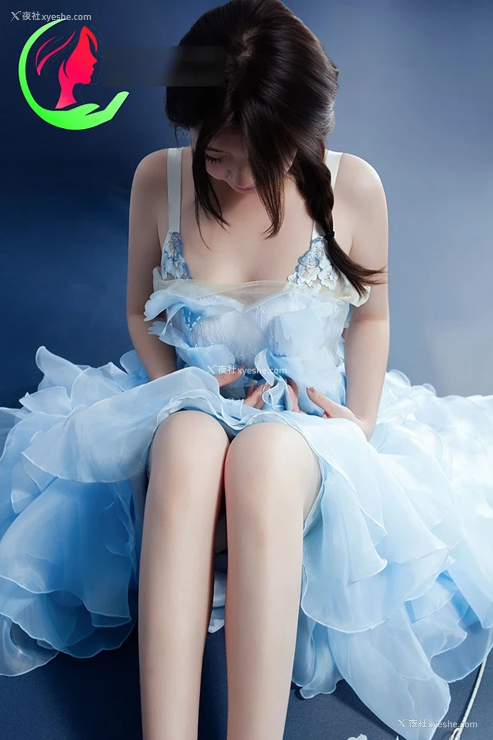 1P - 庸懒侧麻花大一学妹青花瓷无圣光人体套图