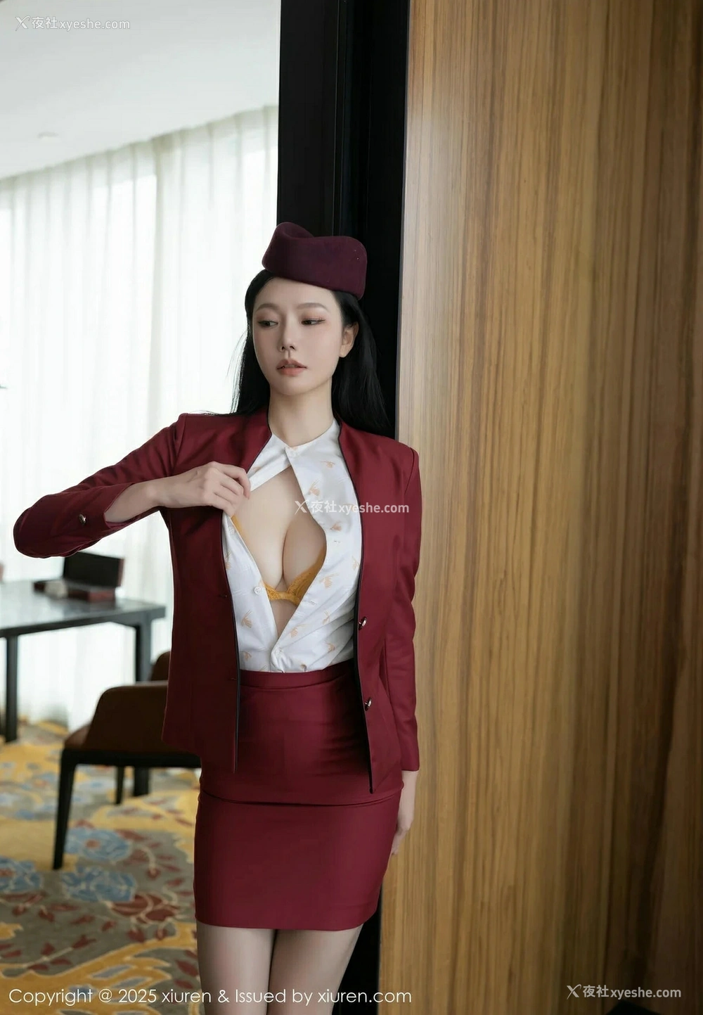1P - [XiuRen秀人网] No.10333 安然anran [82P]