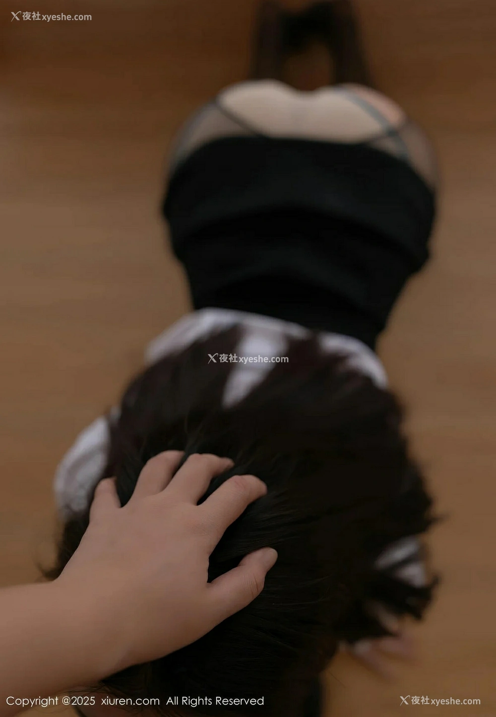 1P - [XiuRen秀人网] No.10337 杏子Yada [84P]