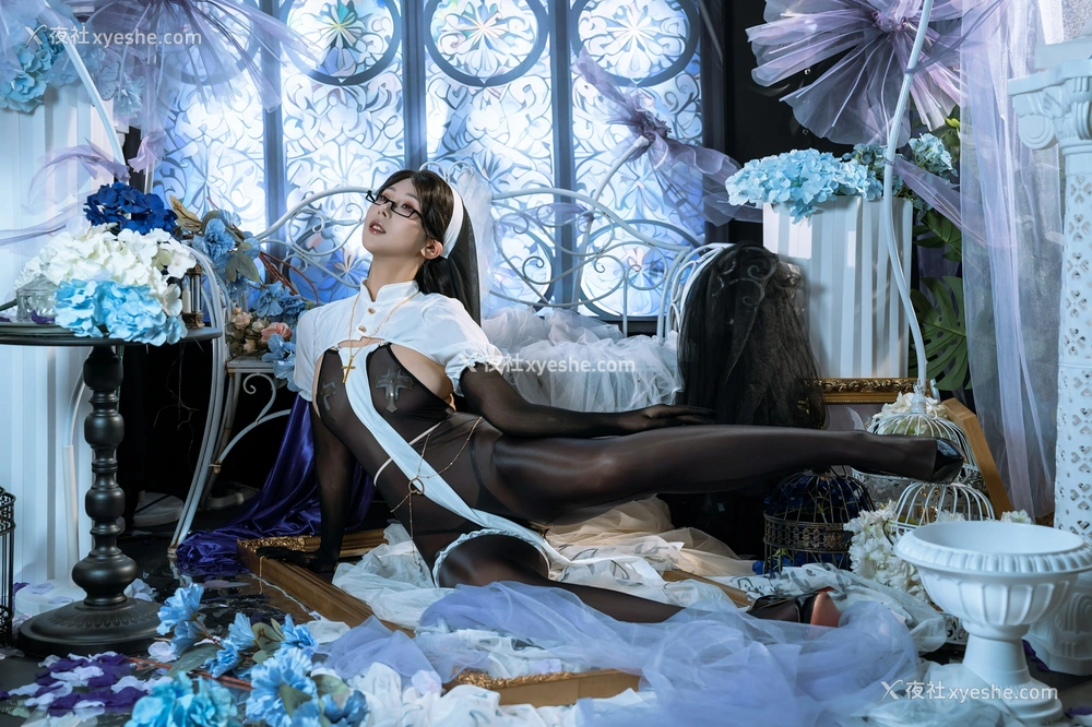1P - 云溪溪 & 奶桃桃 – 沉陷-修女 [90P]