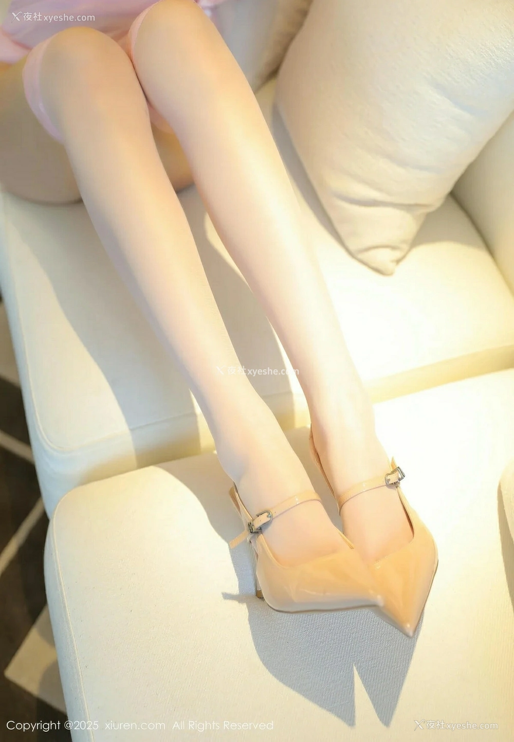 1P - [XiuRen秀人网] No.10369 小肉肉 [80P]