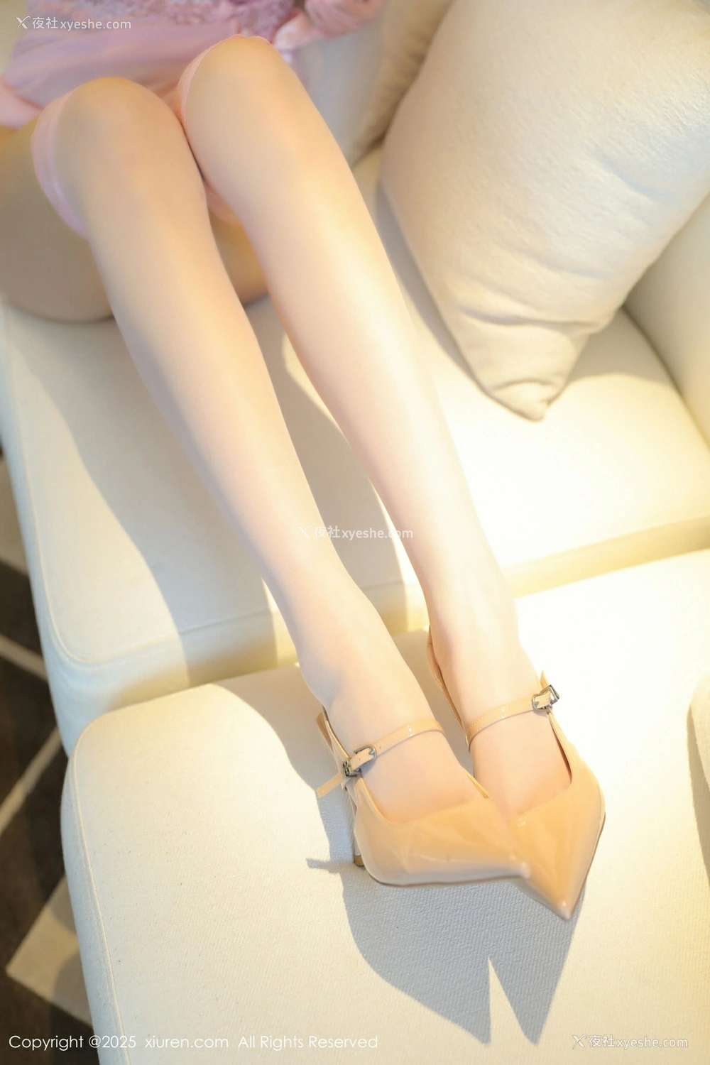 1P - [XiuRen秀人网] No.10368 shelly诗莉吖 [78P]