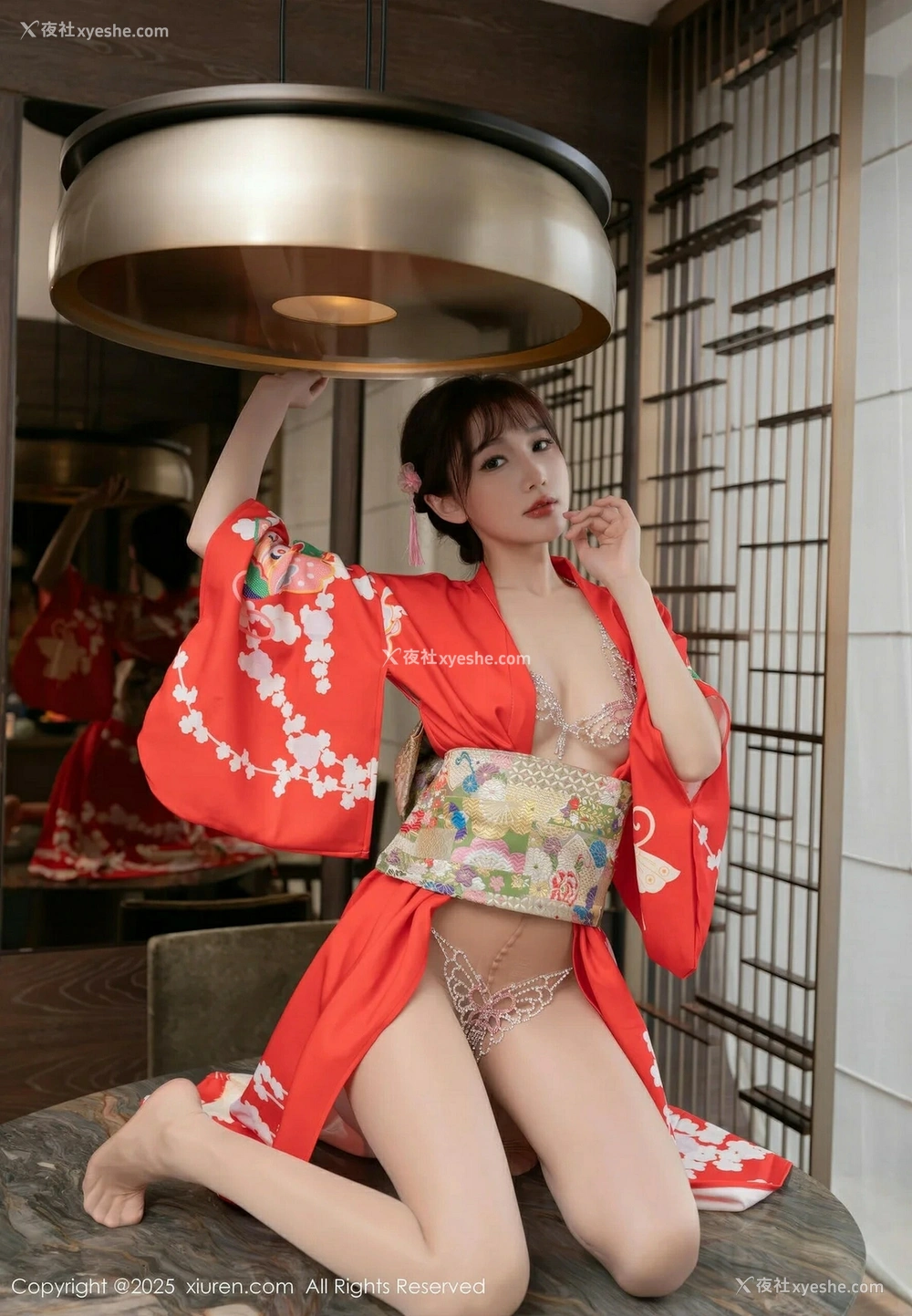 1P - [XiuRen秀人网] No.10352 模特合集 [81P]