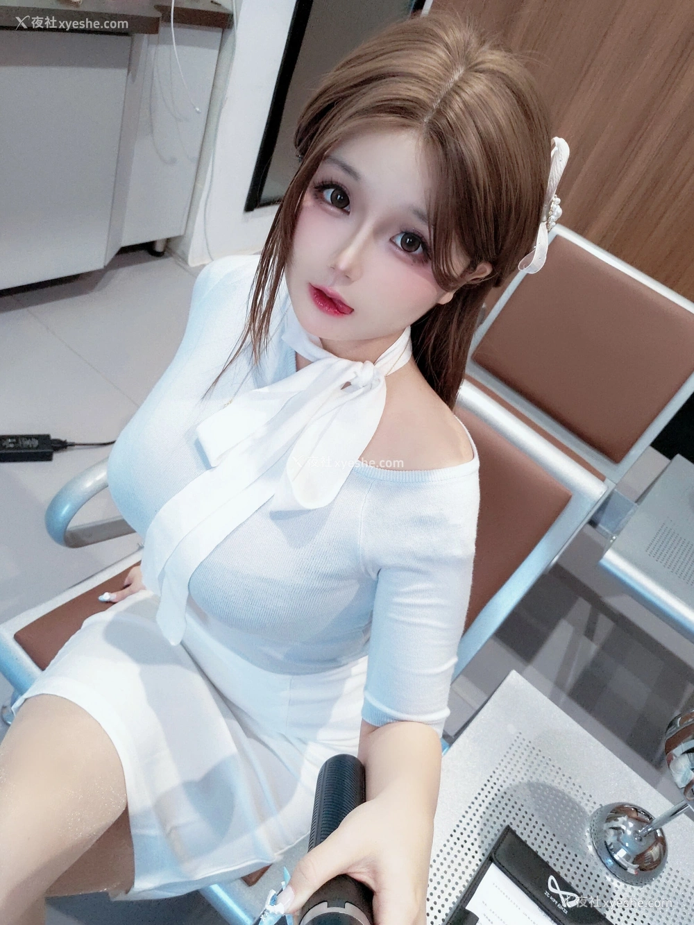 1P - 日奈娇 – 国际航班 2 [93P]