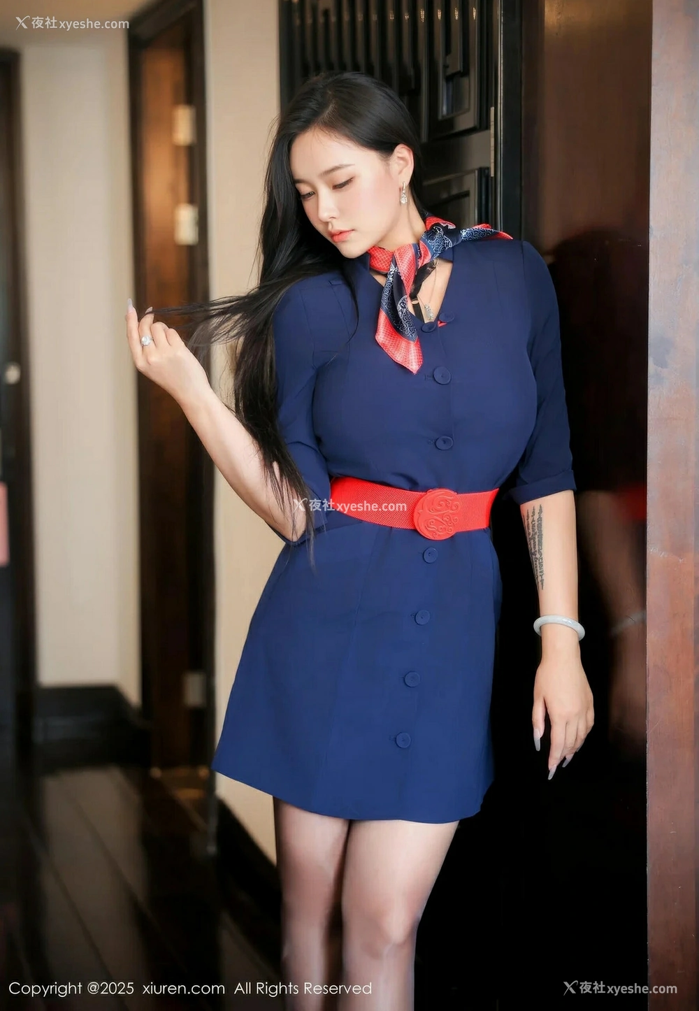 1P - [XiuRen秀人网] No.10371 娜比 [85P]