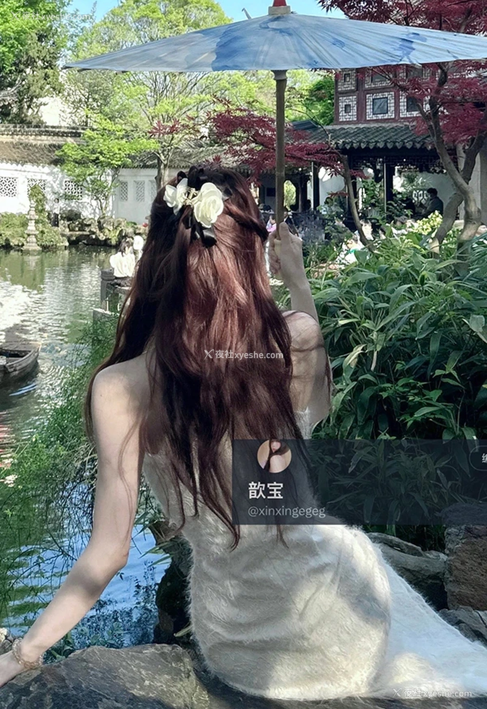 1P - 推特美女@歆歆宝 520门槛私拍尺度合集