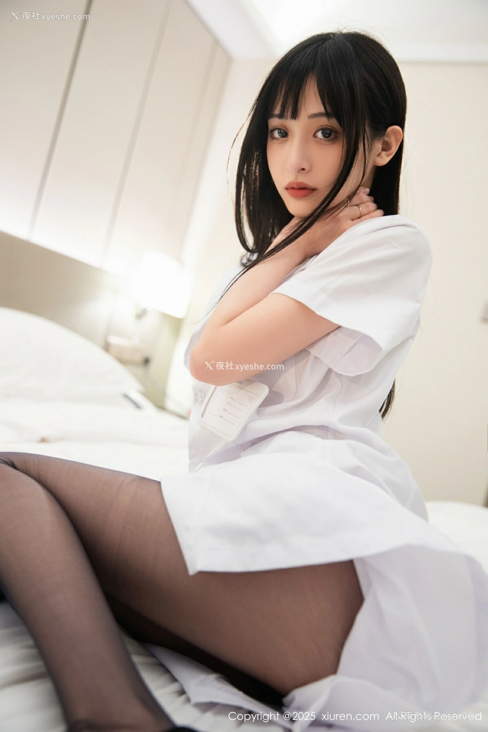 1P - [XiuRen秀人网] No.10373 茂木希子 [81P]