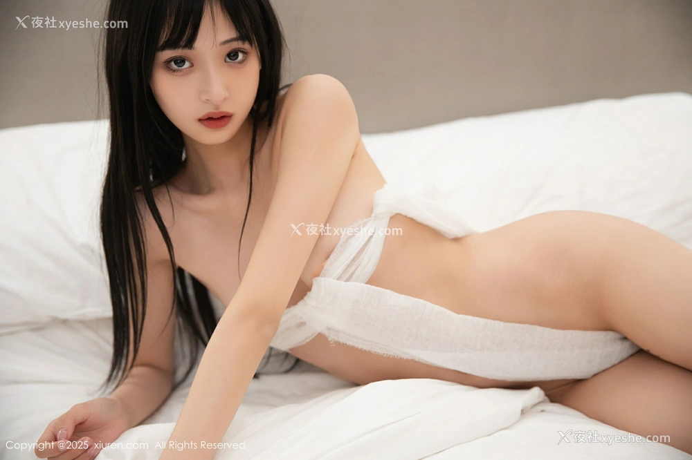 1P - [XiuRen秀人网] No.10373 茂木希子 [81P]