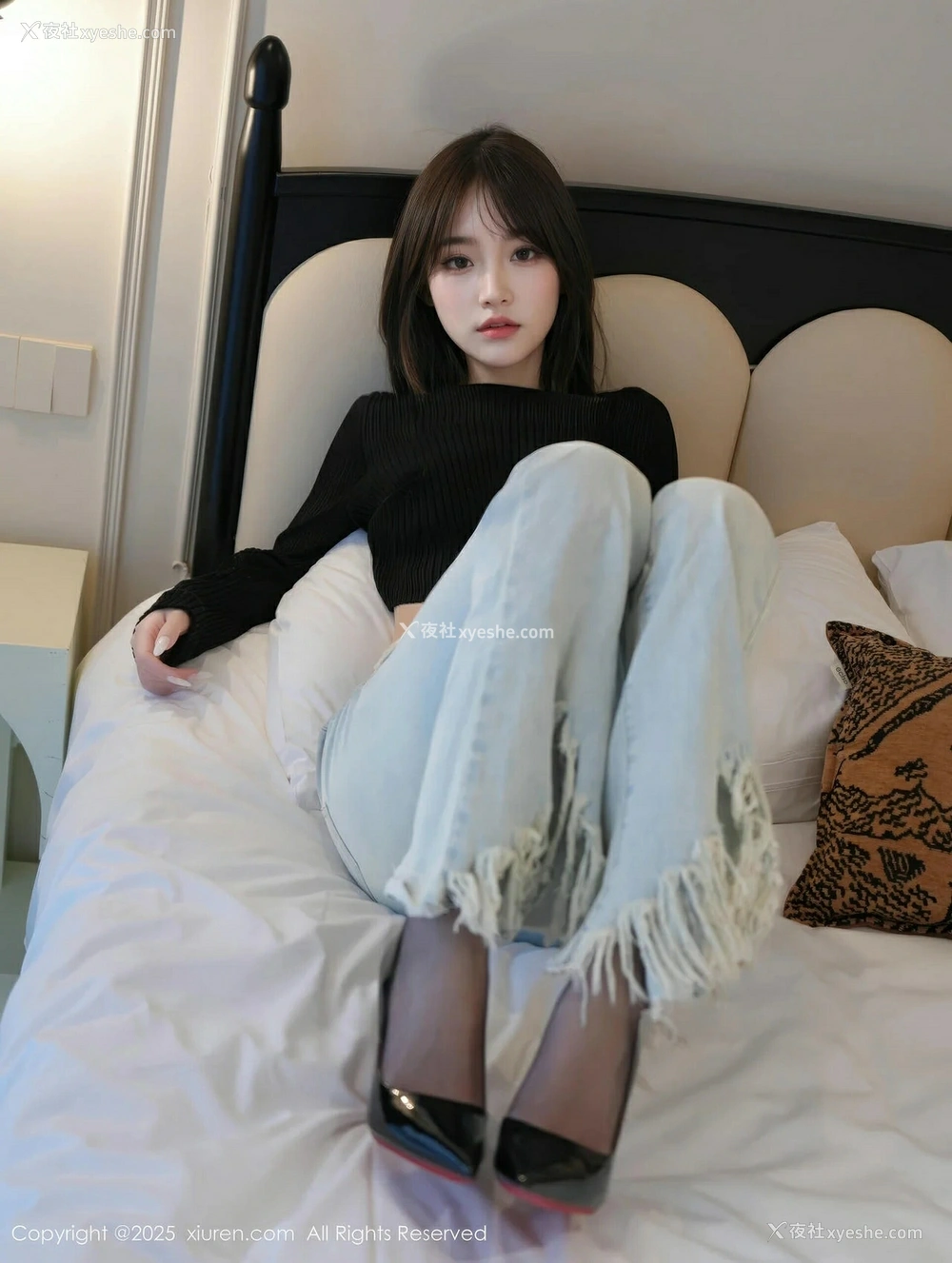 1P - [XiuRen秀人网] No.10374 汁汁 [57P]