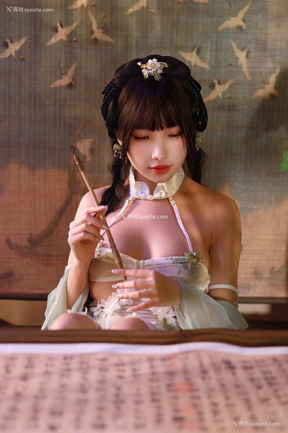 1P - 甜美福利姬慕慕Momo 医心素问无圣光唯美图集