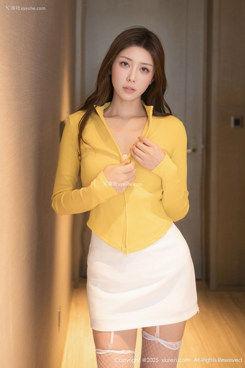 1P - [XiuRen秀人网] No.10385 悦兮 [84P]