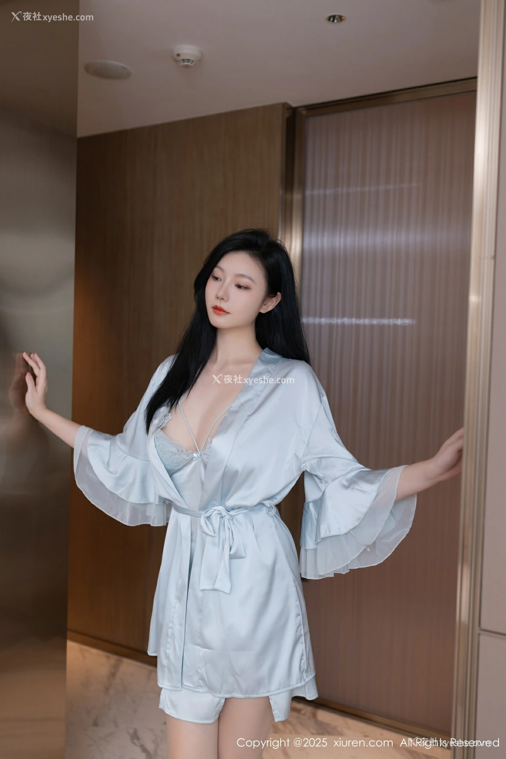 1P - [XiuRen秀人网] No.10390 安然anran [82P]