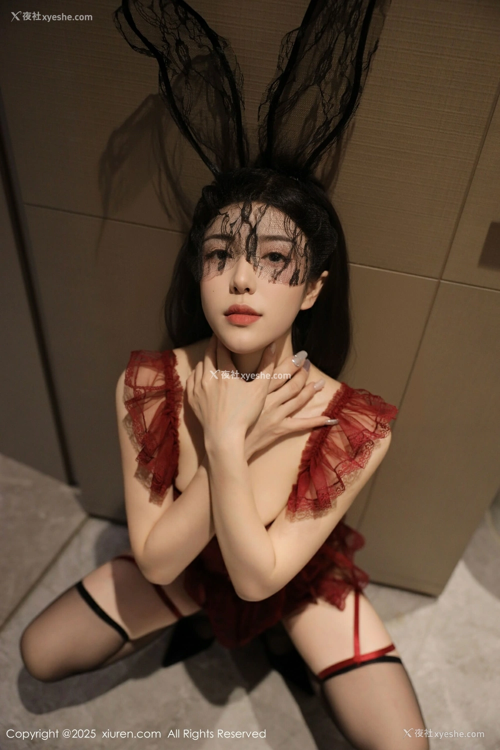 1P - [XiuRen秀人网] No.10386 李安妮 [81P]