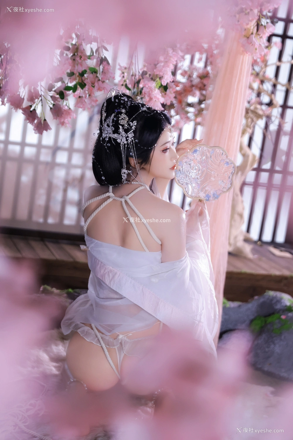 1P - 三度_69 – 小师姐 [84P]