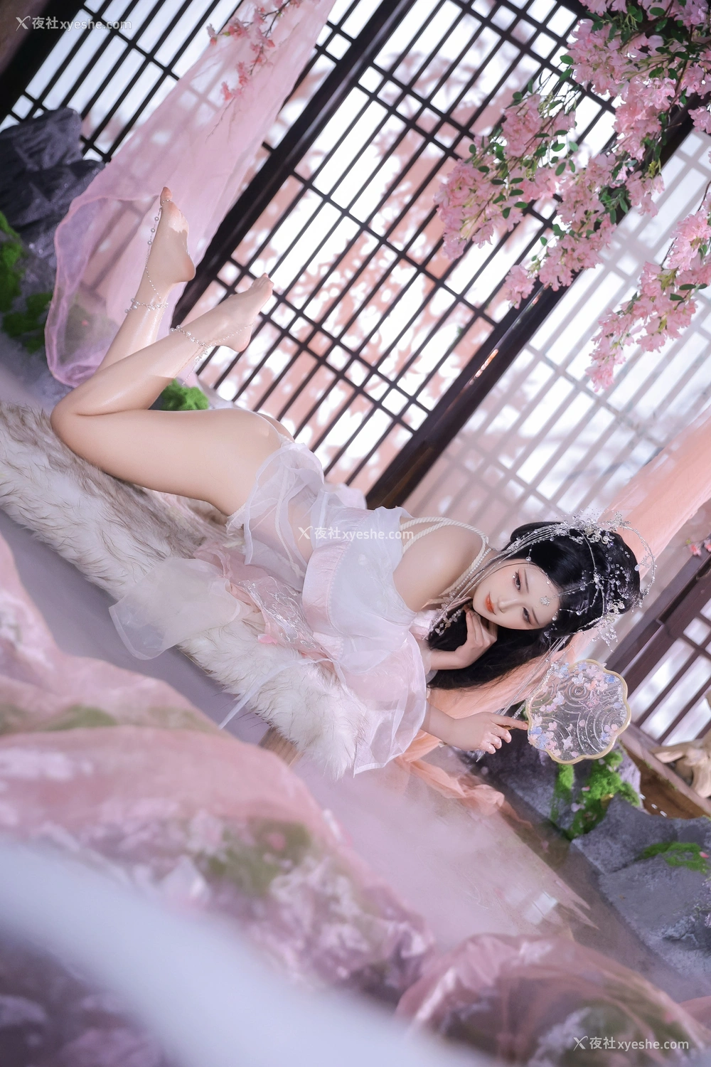 1P - 三度_69 – 小师姐 [84P]