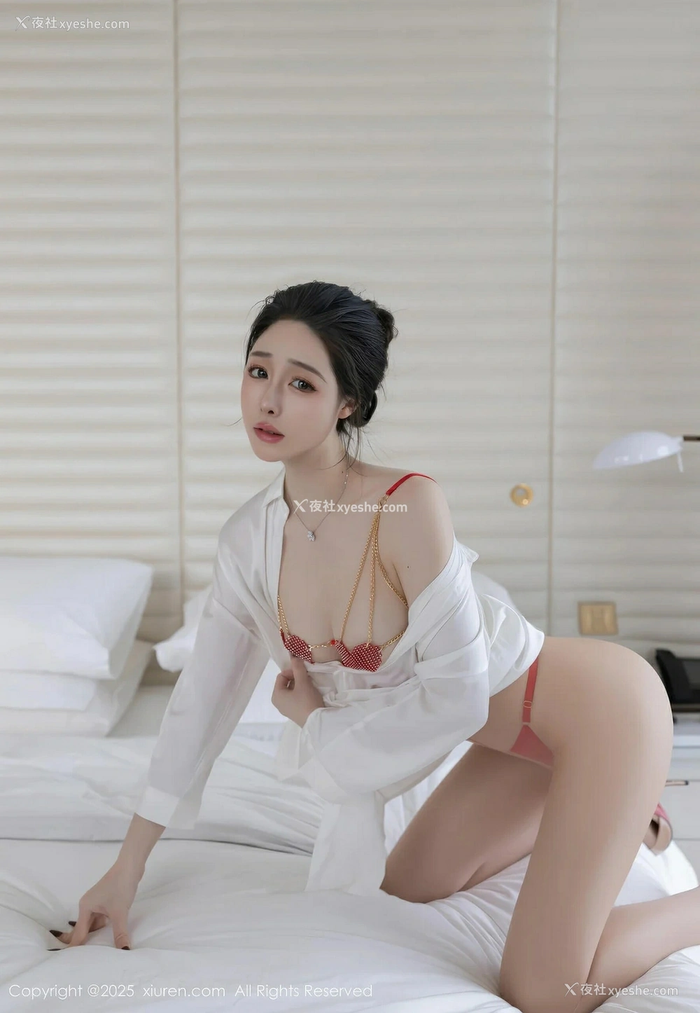 1P - [XiuRen秀人网] No.10411 小逗逗 [85P]