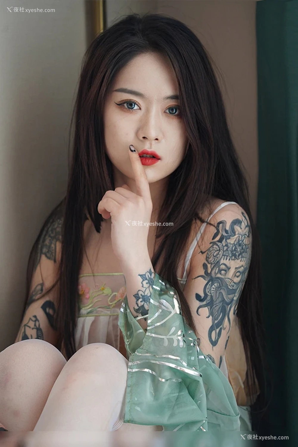 1P - 摄影师袁玮YUANWEI作品美女无圣光唯美图集5