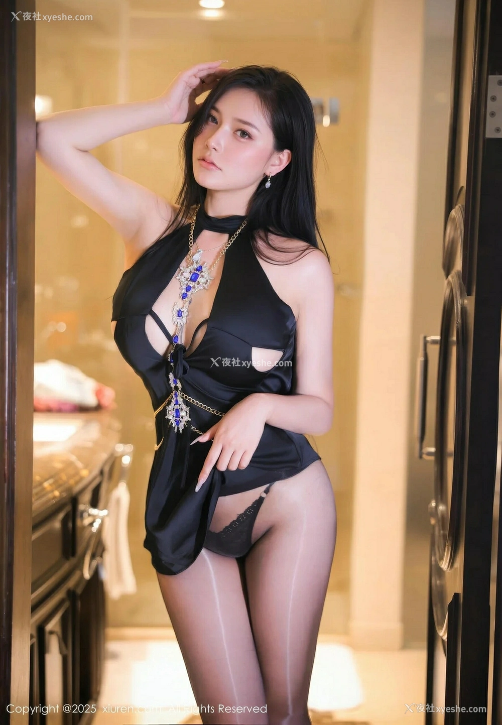1P - [XiuRen秀人网] No.10407 娜比 [91P]