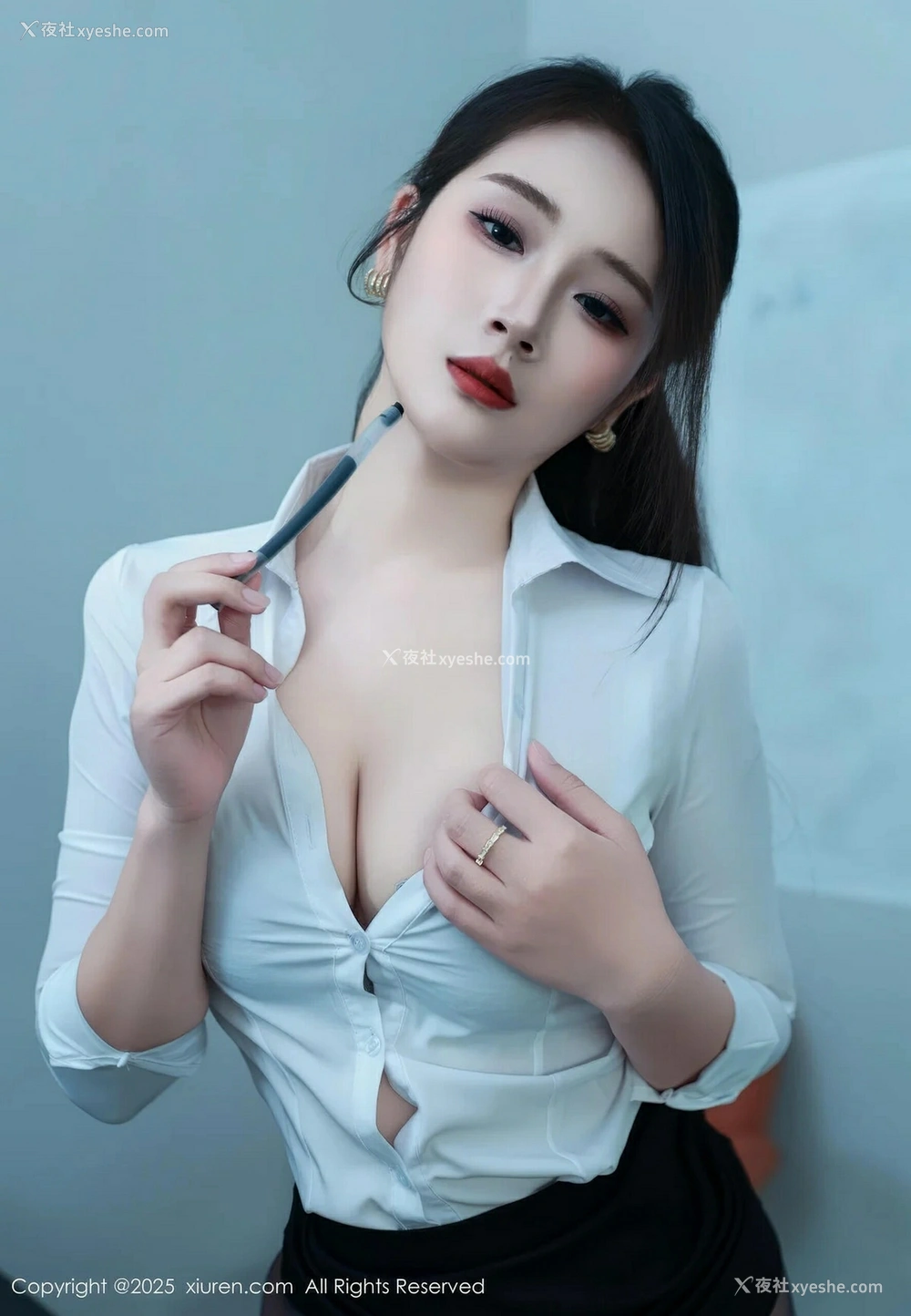 1P - [XiuRen秀人网] No.10406 南乔 [117P]