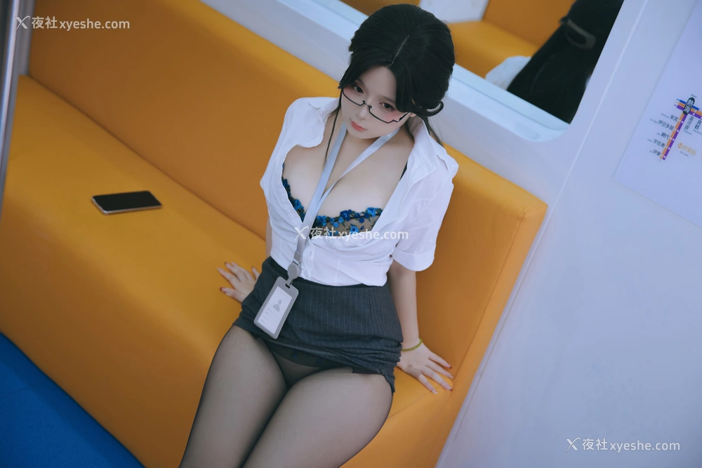 1P - 日奈娇 – 地铁OL .下 [120P]