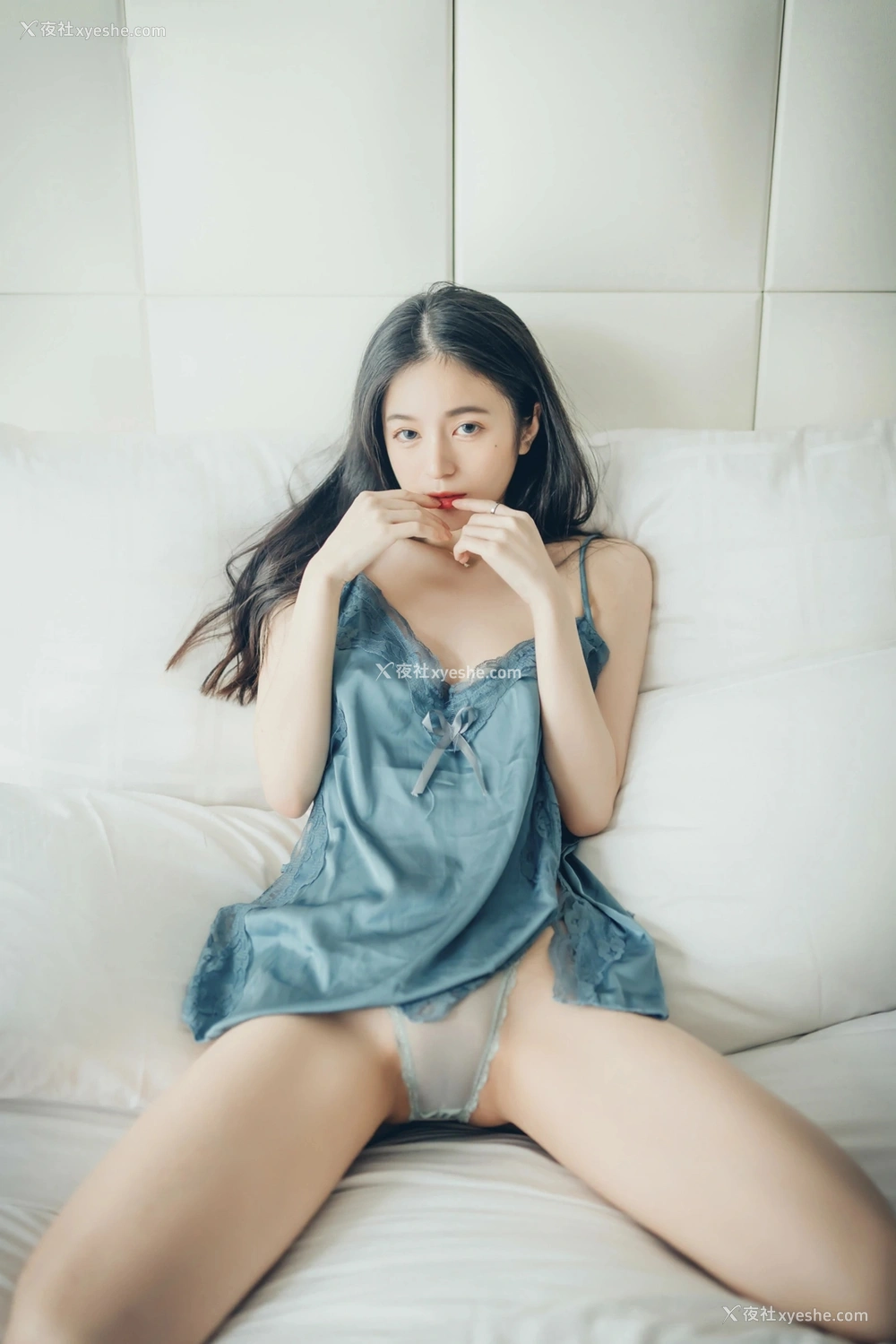 1P - 秀人网 辰辰ChenChen – 透明内裤 [118P]