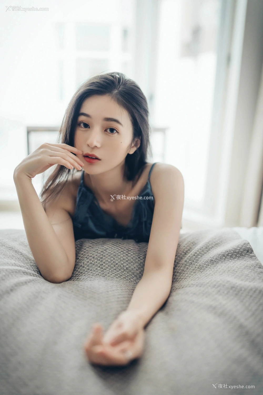 1P - 秀人网 辰辰ChenChen – 透明内裤 [118P]