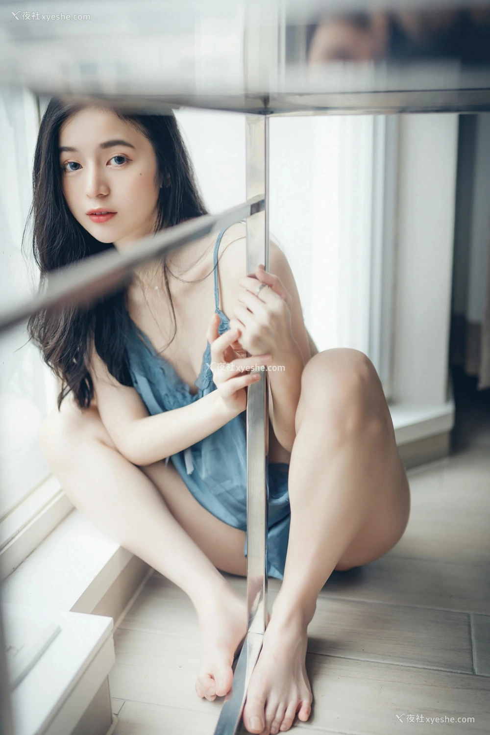 1P - 秀人网 辰辰ChenChen – 透明内裤 [118P]