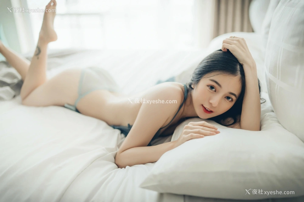 1P - 秀人网 辰辰ChenChen – 透明内裤 [118P]