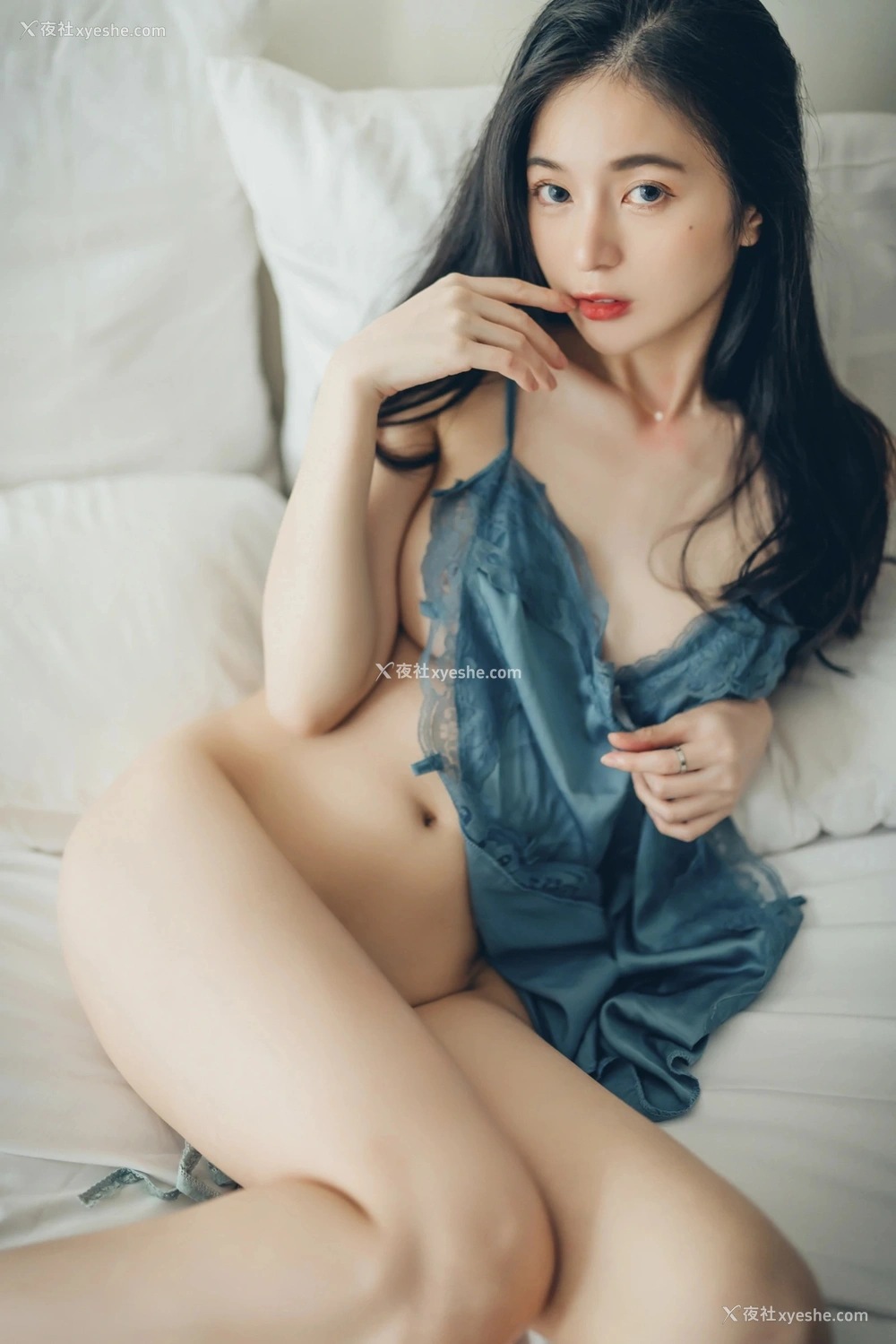 1P - 秀人网 辰辰ChenChen – 透明内裤 [118P]