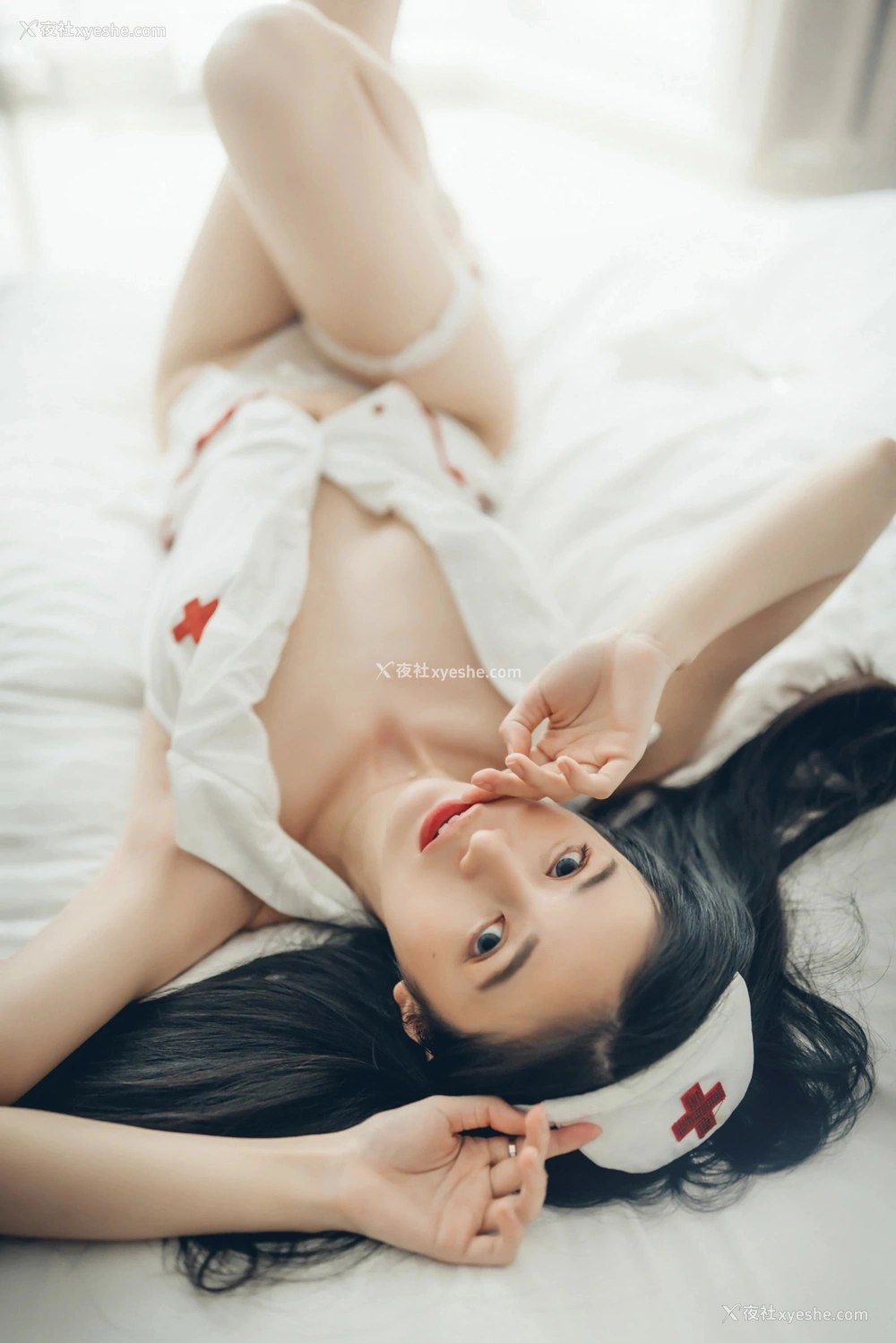 1P - 秀人网 辰辰ChenChen – 透明内裤 [118P]