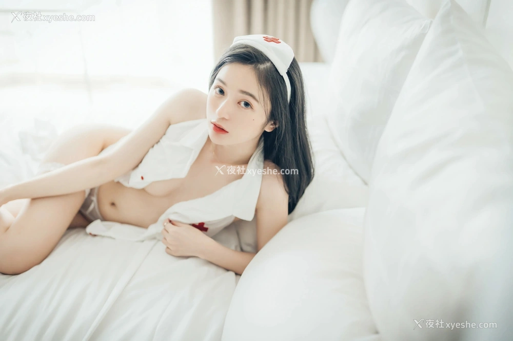 1P - 秀人网 辰辰ChenChen – 透明内裤 [118P]