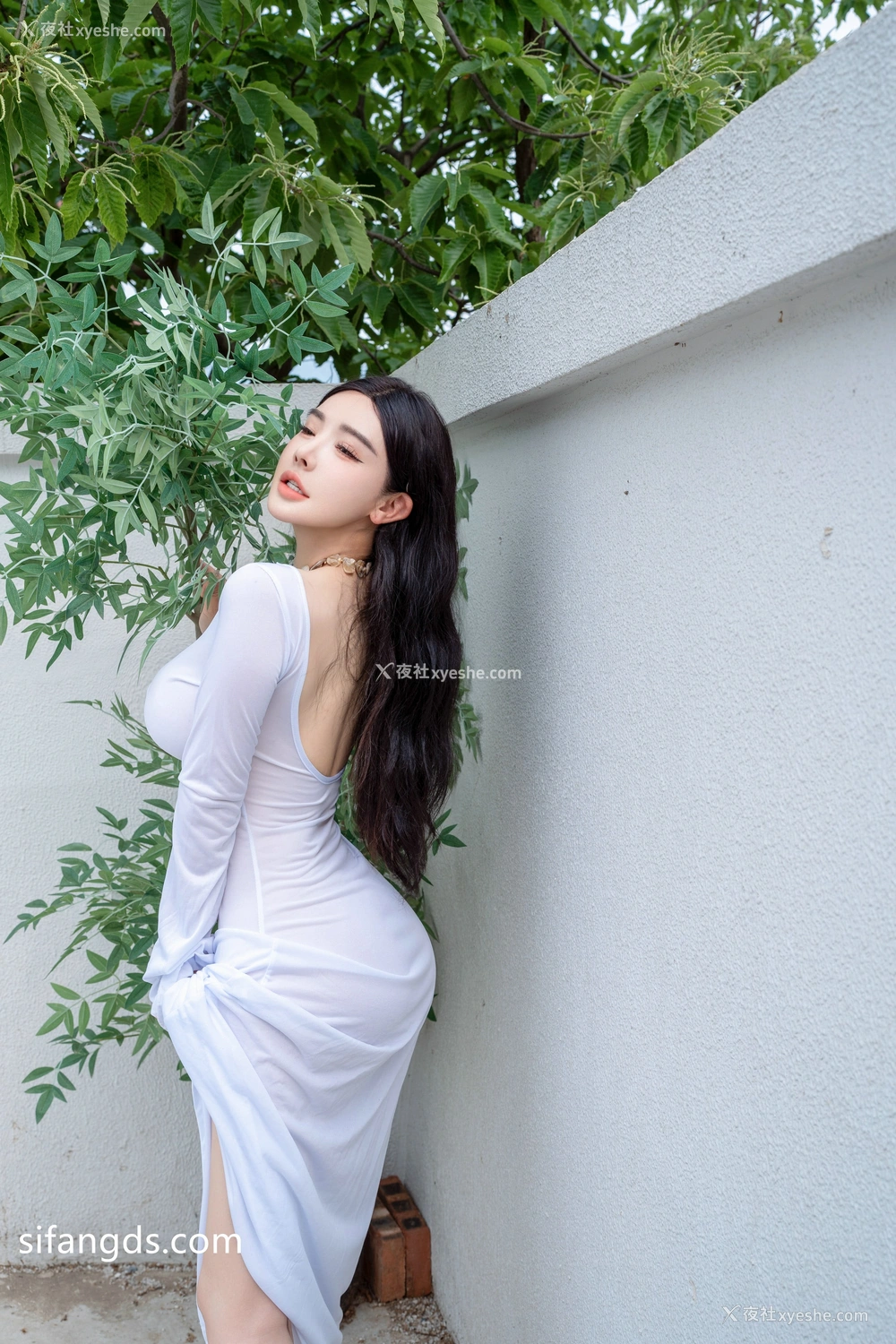 1P - 潘娇娇 – 内购 湿身的快乐 [81P]