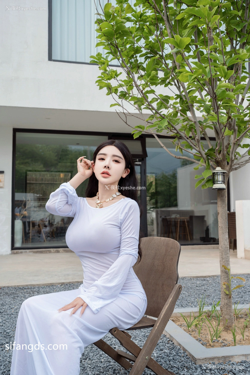 1P - 潘娇娇 – 内购 湿身的快乐 [81P]