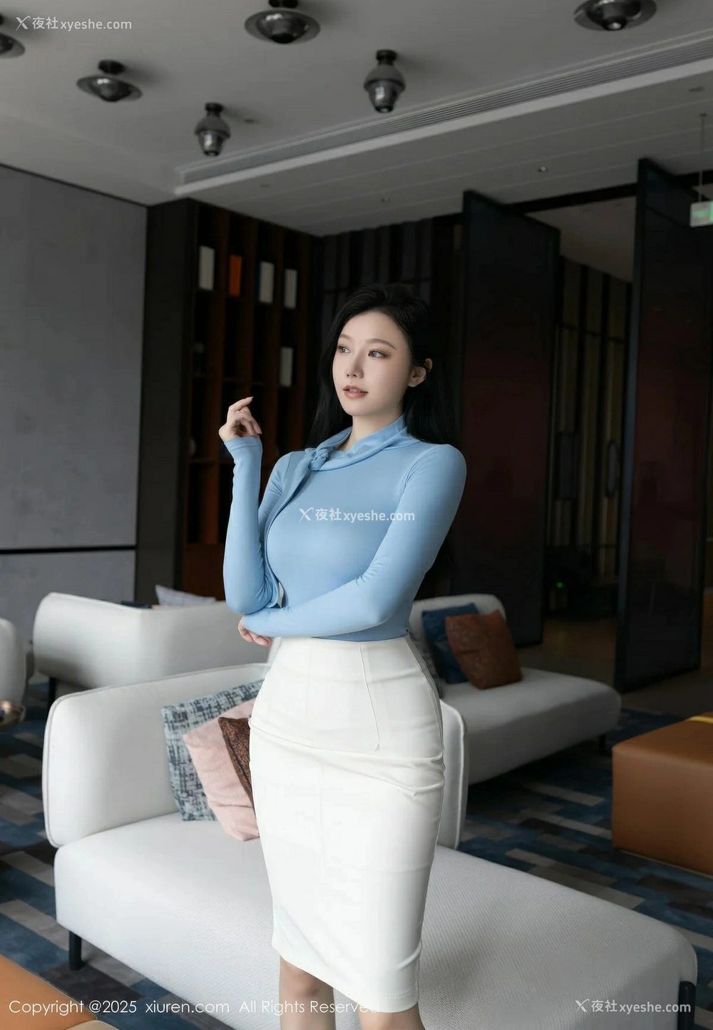 1P - [XiuRen秀人网] No.10424 安然anran [81P]
