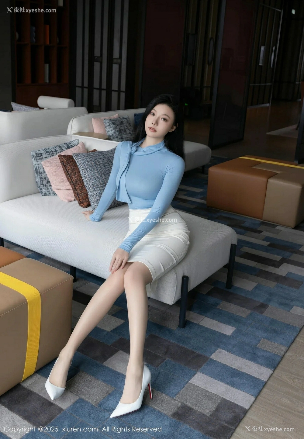 1P - [XiuRen秀人网] No.10424 安然anran [81P]