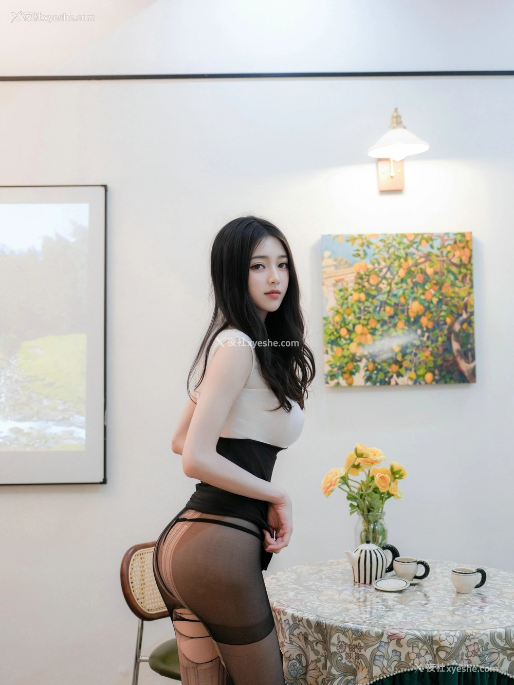 1P - 白小蝶 – 内购无水印 紧身裙下的黑丝 [80P]