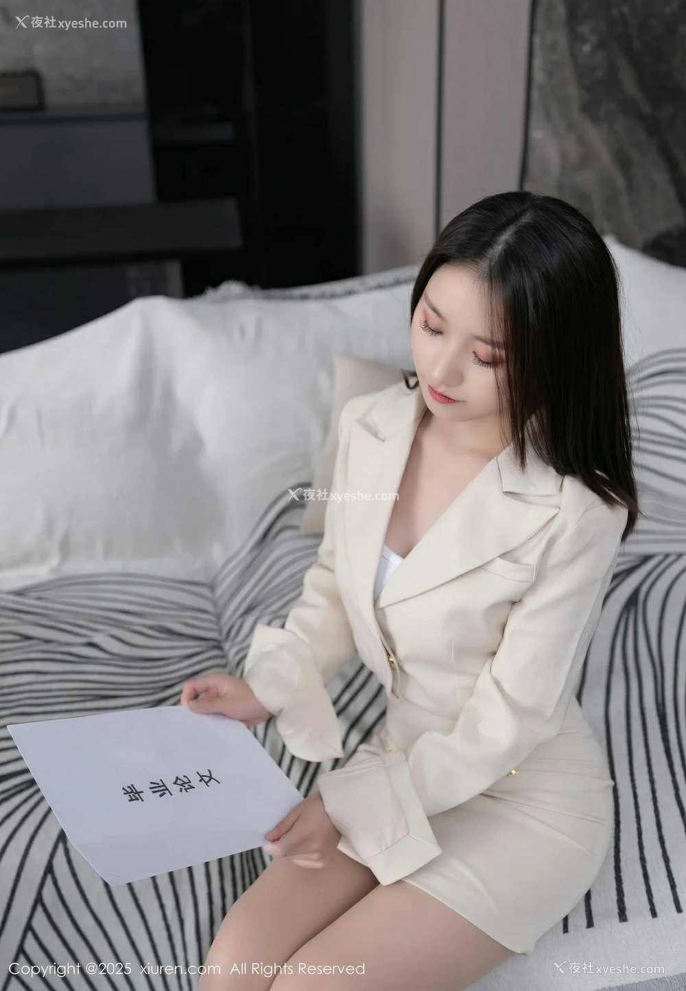1P - [XiuRen秀人网] No.10428 杏子Yada [61P]